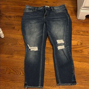 BKE Gabby Deep Indigo Capri Jeans size 32   E